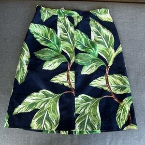 Ann Taylor linen/cotton button detail floral  midi skirt. Size 4P pockets. NWT